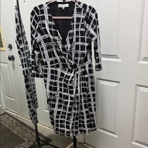 Jones Studio Black and White Plaid Faux Wrap Top